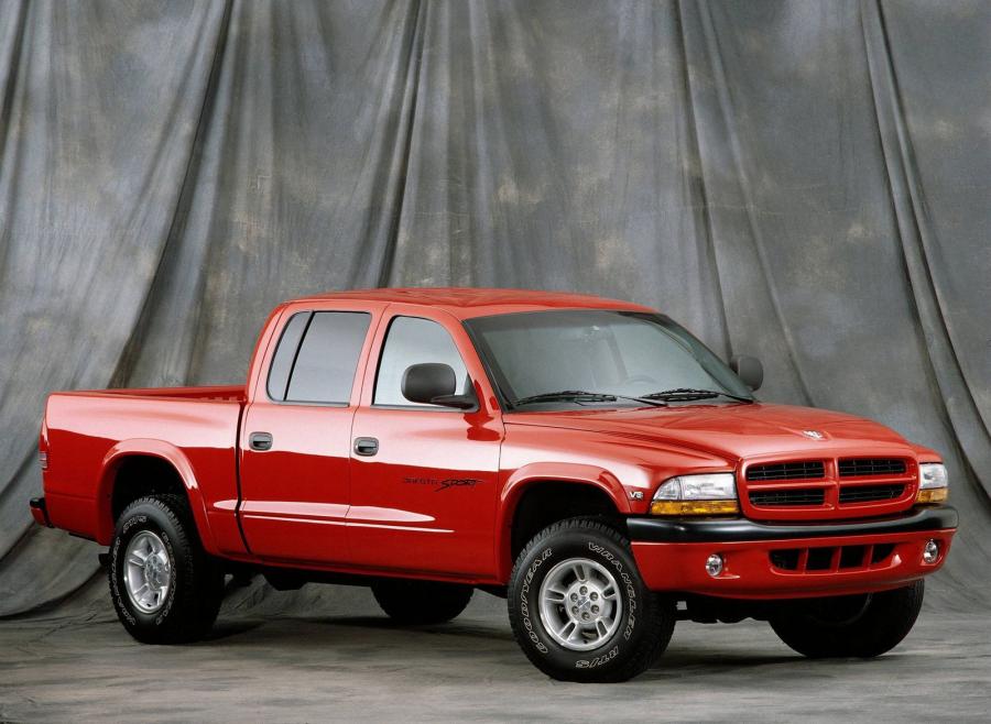  Dodge Dakota Sport Quad Cab 2000 года  (фото 6 из 22)